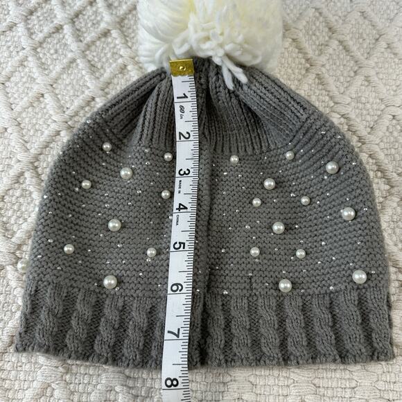Capelli New York Gray Beanie Hat Pom Pom Pearl Rhinestone Embellished M/L - Picture 8 of 10